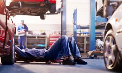 Officina meccanica auto e autocarri Officina di FELICE POZIELLO MIRAGLIA a Giugliano in Campania